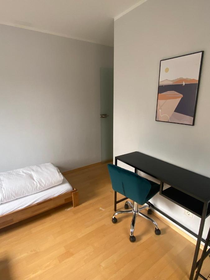 Modern Eingerichtete Wohnung Mit 2 Schlafzimmern Bergen  Exterior photo