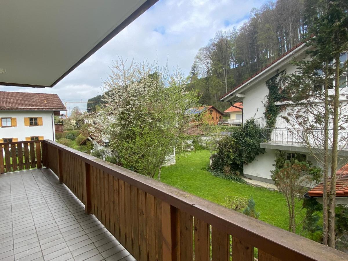 Modern Eingerichtete Wohnung Mit 2 Schlafzimmern Bergen  Exterior photo